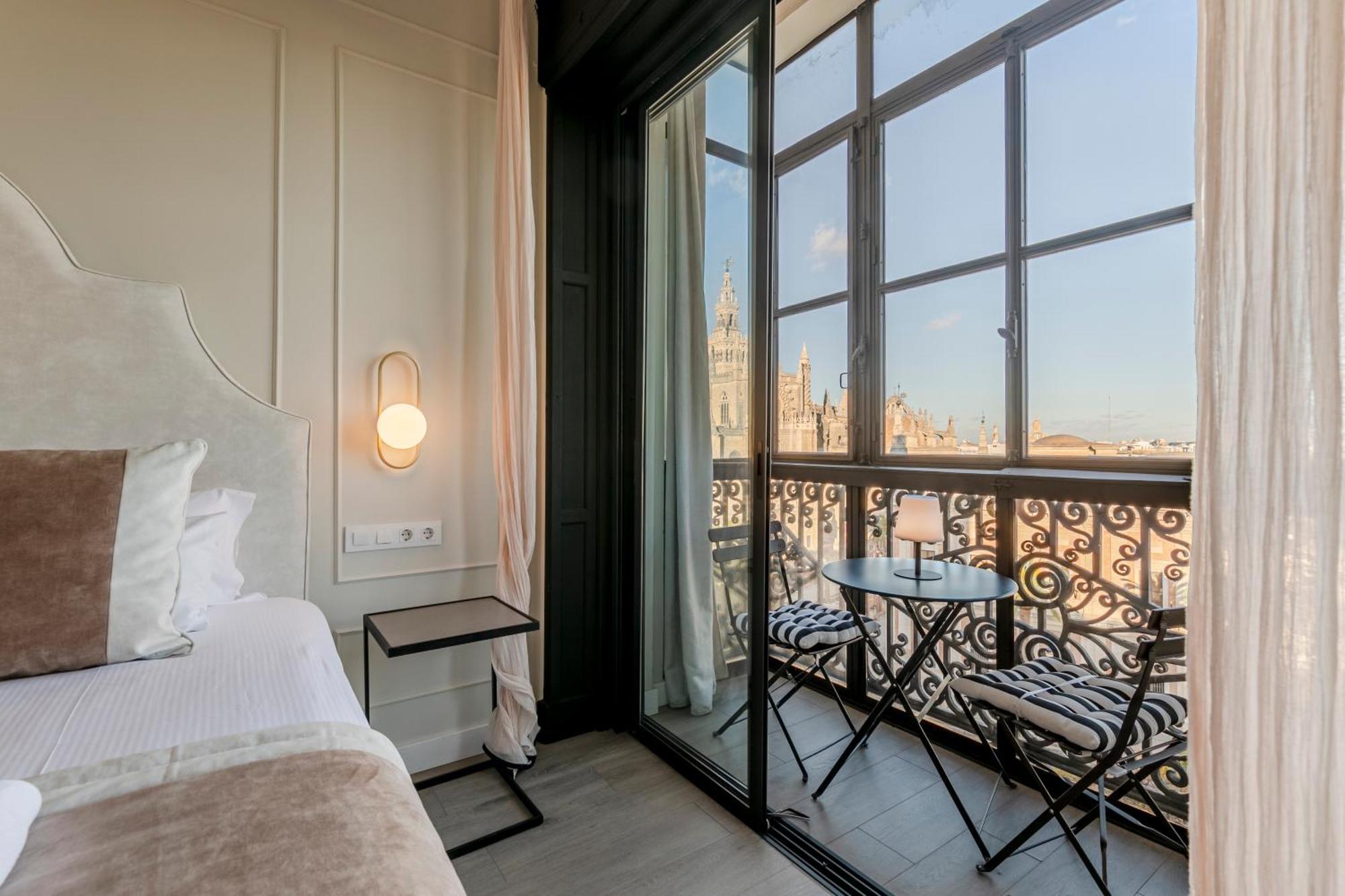 Isg Apartments Modern Atticpool At The Cathedralfree Parking Sevilla Exterior foto